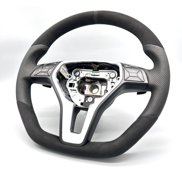 Mercedes W205 C63 W176 A53 W213 AMG Lenkrad neu beziehen